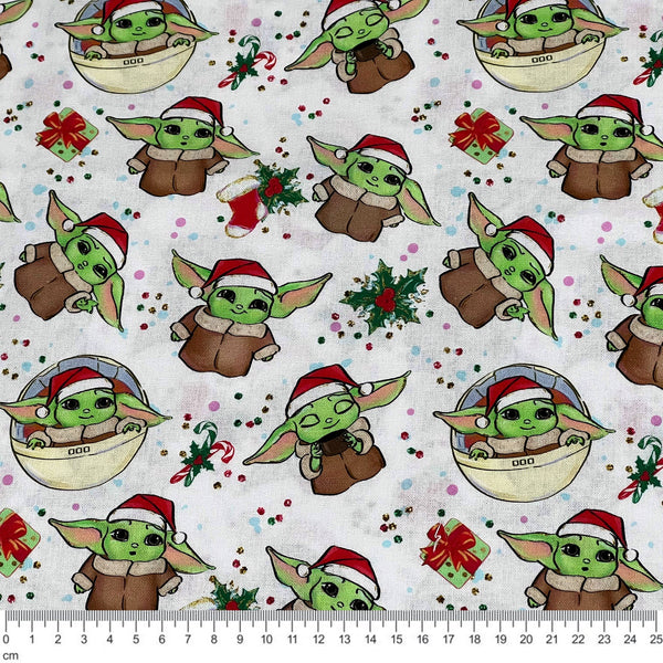 LC2374 Christmas Baby Yoda White